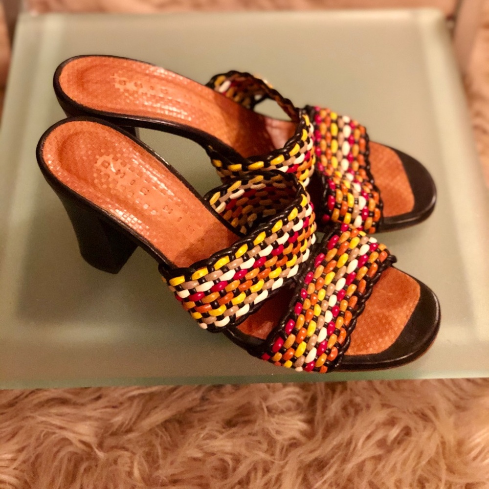 CHIC MIHARA Woven Multi-colored Sandals
